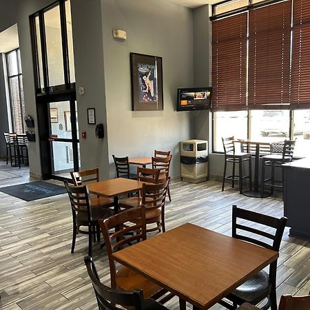 Americinn By Wyndham Ottumwa Ngoại thất bức ảnh