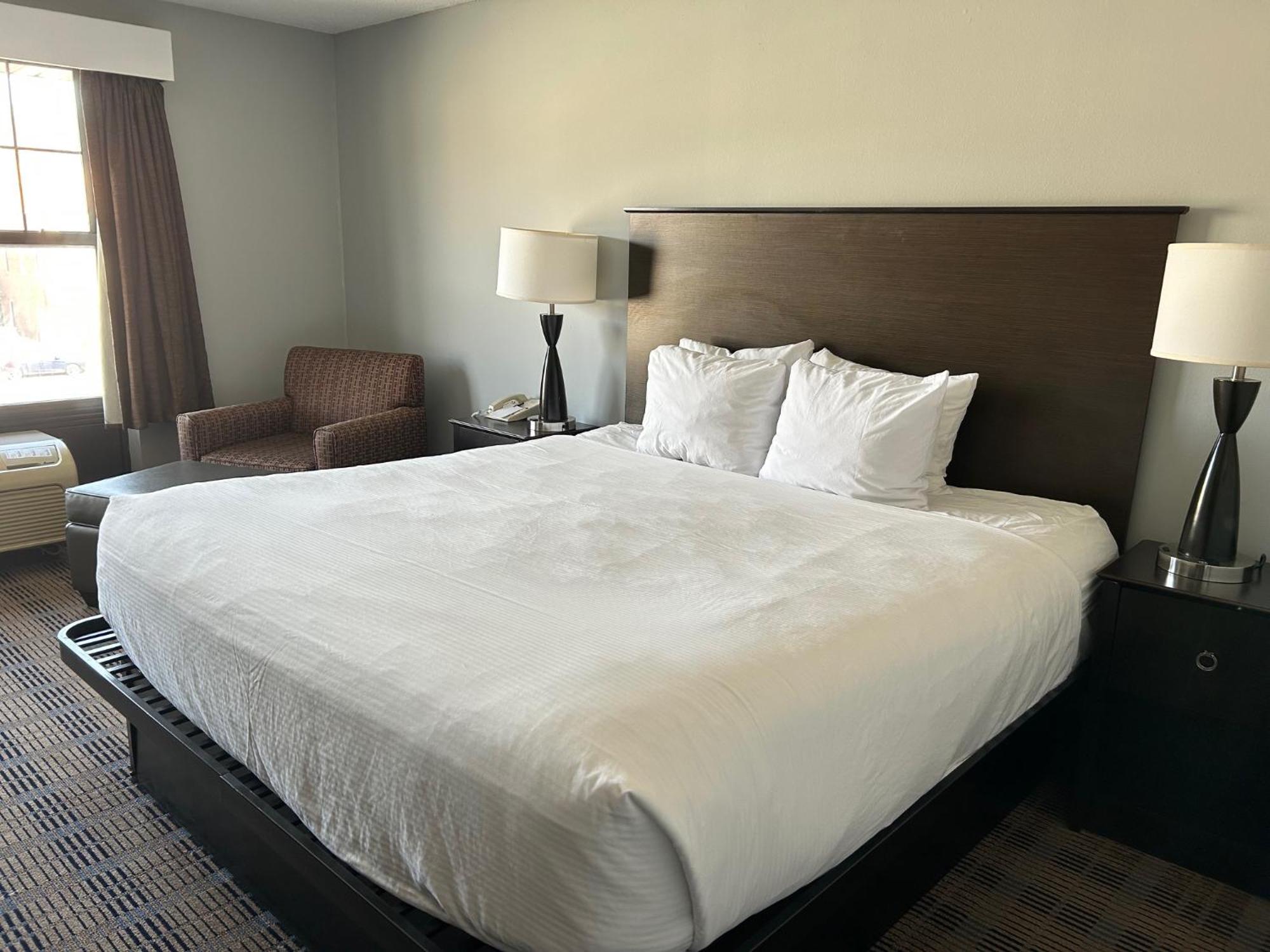 Americinn By Wyndham Ottumwa Ngoại thất bức ảnh